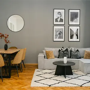 Cozy Perfect For 4-6 Tv Metro Self-checkin , Wien Österreich